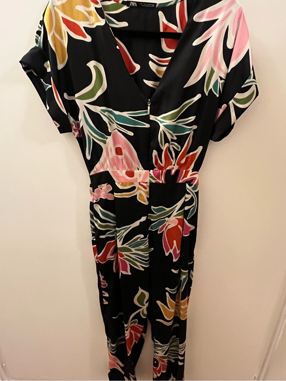 ZARA Black Tropical Floral Jumpsuit with Multicolor Print - Size Small